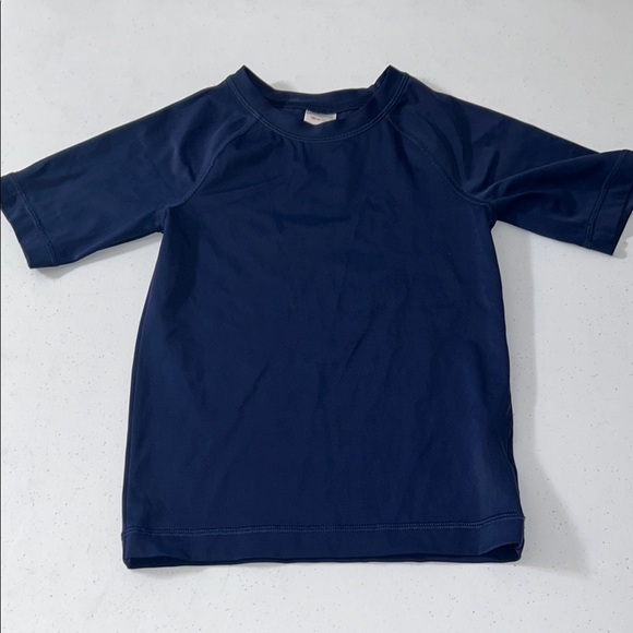 Hanna Andersson Boy’s Navy Short Sleeve Rashguard Swim Shirt Size 6/7 - Picture 1 of 8